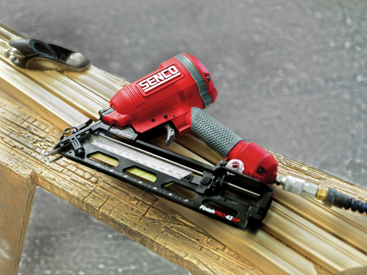 Senco Finishpro42XP Inclined/DA Pneumatic Finish Nailer