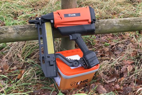 KMR Cordless Fencing Stapler - WZK/40-G644E