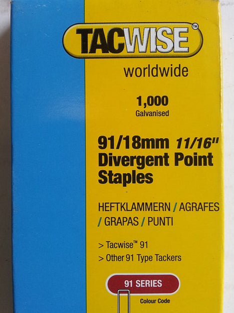 91 Series 18mm - 22mm Divergent Point Galvanised Staples.